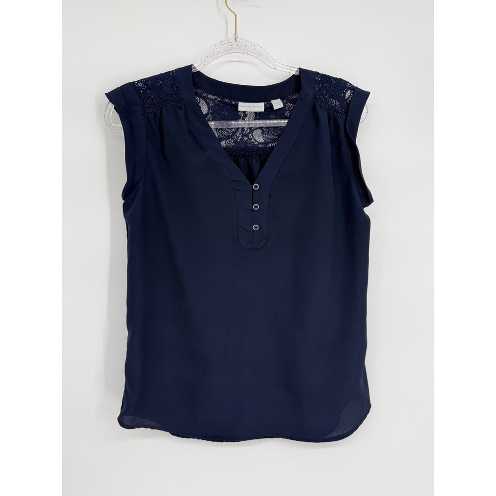 New York & Company Navy Blue Lace Yoke Sleeveless Henley Blouse Sz S